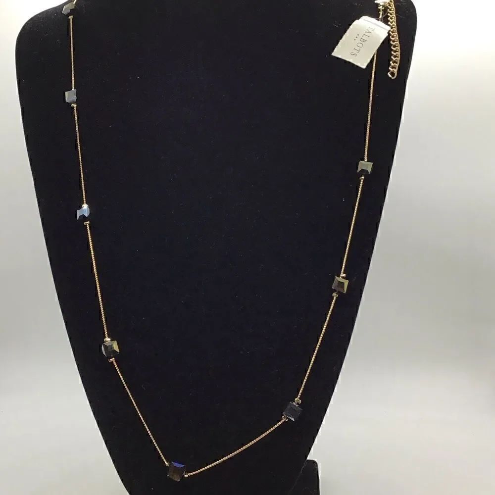 NWT Talbot’s Gold Tone Beaded Necklace